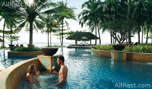 Kata Thani Beach Resort 6
